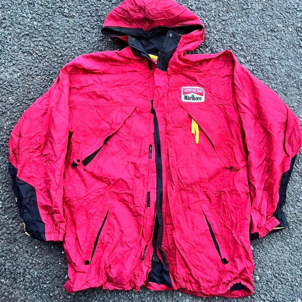 1990s Marlboro Adventure Zip Up Windbreaker size XL